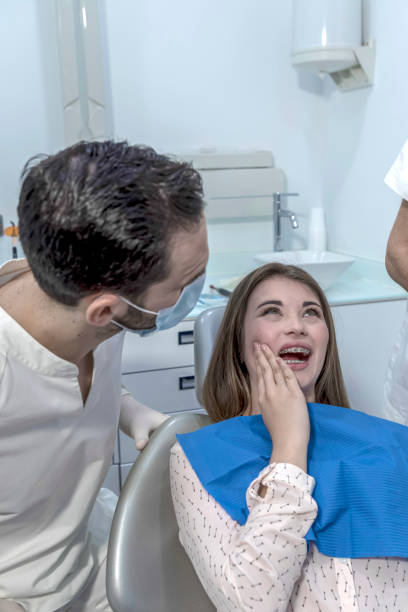 Best Walk-In Emergency Dentist in Palm Springs North, FL